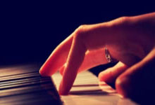 ayx爱游戏体育：10天后成美国首位“重罪犯”总统 特朗普：必上诉，上筹款链接.